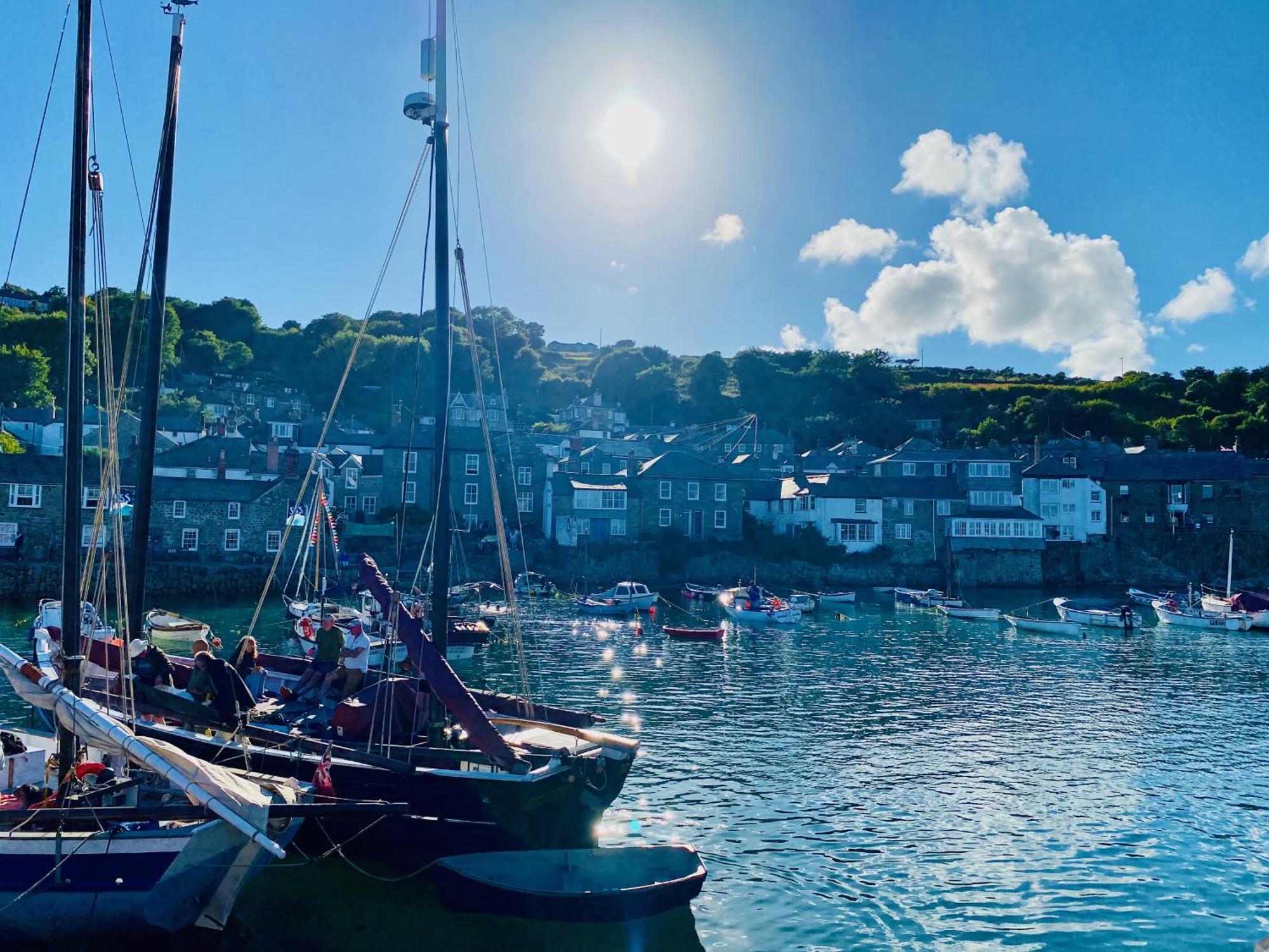 The Old Gallery - Charming Coastal Escape For Two マウスホール エクステリア 写真