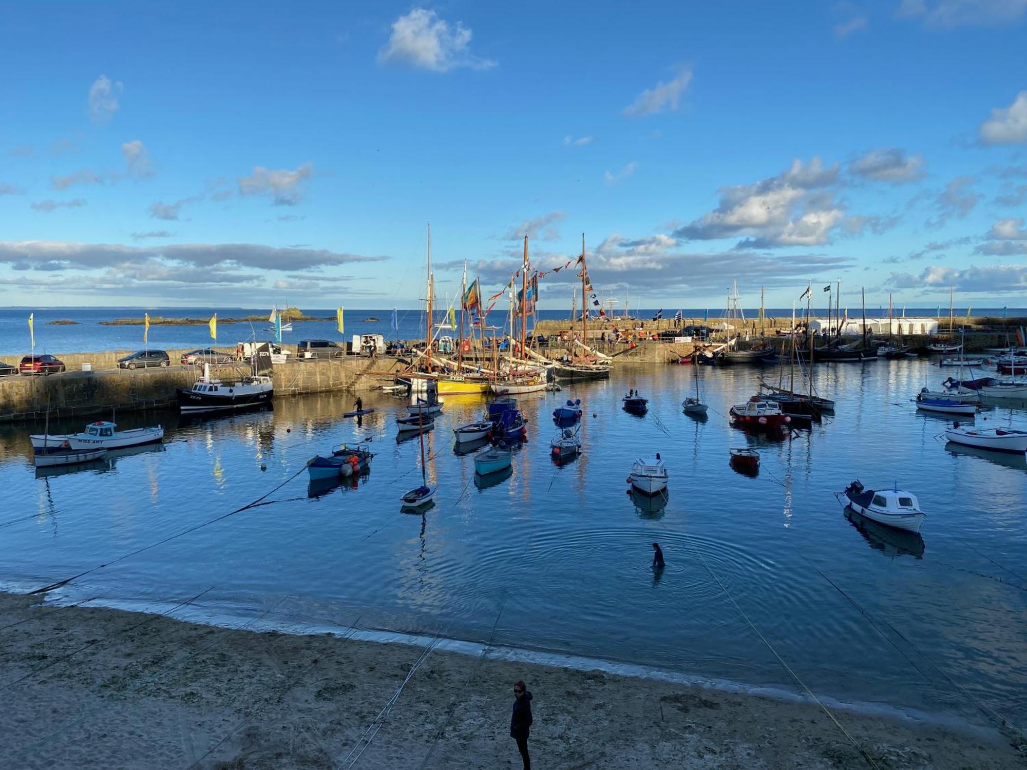 The Old Gallery - Charming Coastal Escape For Two マウスホール エクステリア 写真