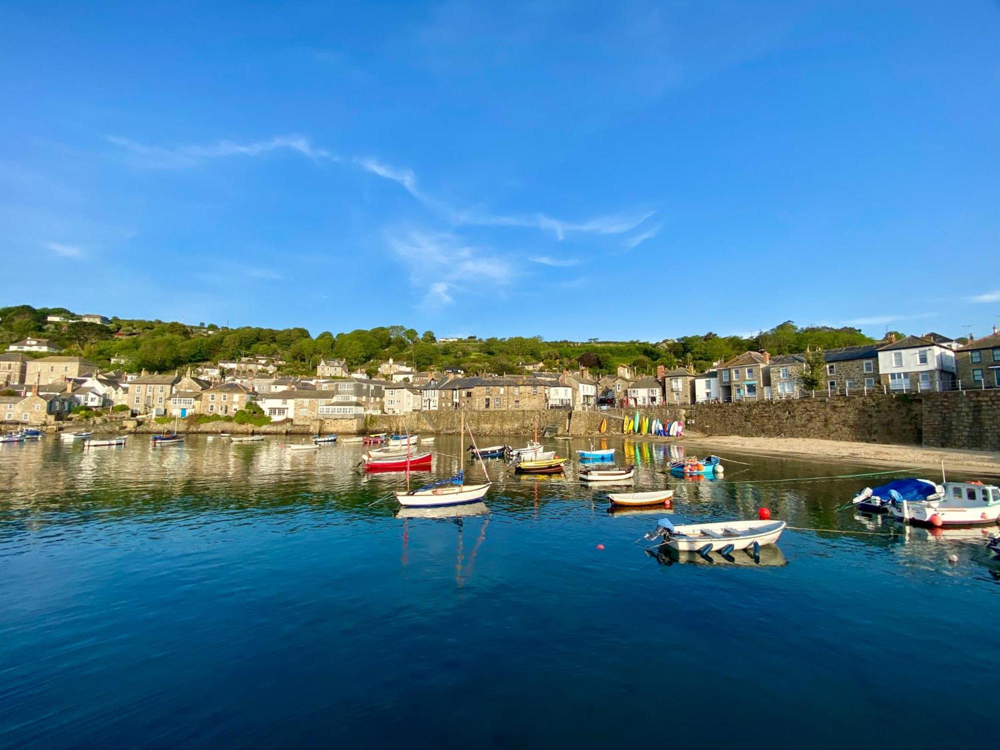 The Old Gallery - Charming Coastal Escape For Two マウスホール エクステリア 写真