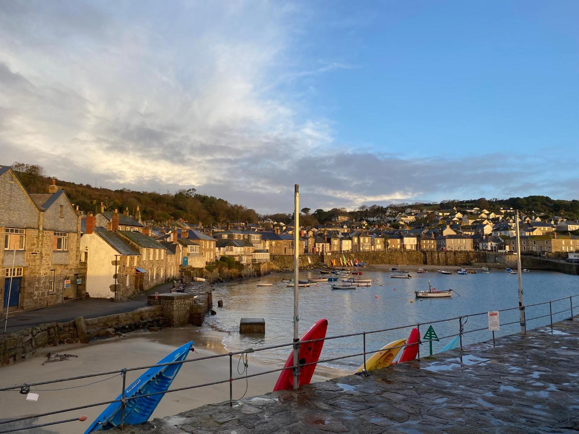 The Old Gallery - Charming Coastal Escape For Two マウスホール エクステリア 写真