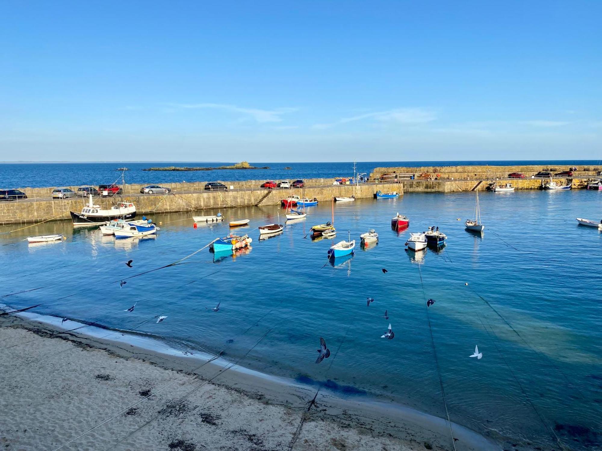 The Old Gallery - Charming Coastal Escape For Two マウスホール エクステリア 写真
